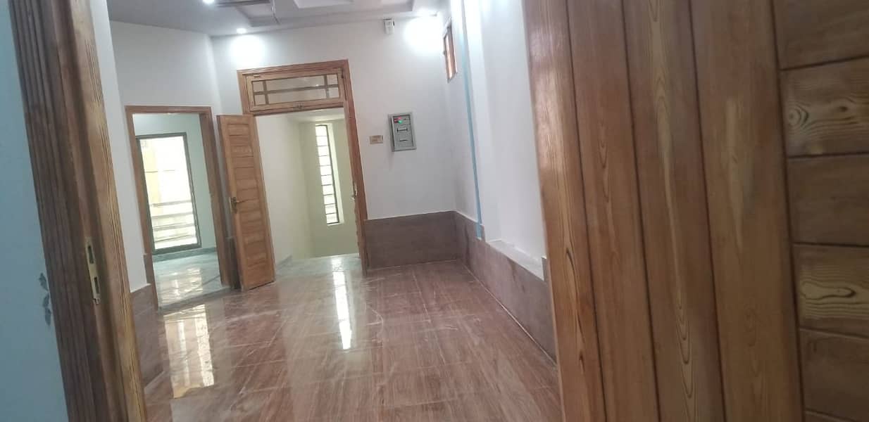 3.5 Marla House Available For Sale In Gulberg 14