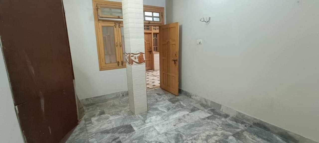 120 Square Feet Room In Sunehri Masjid Road Of Sunehri Masjid Road Is Available For rent 3