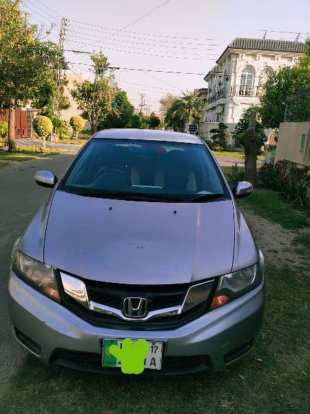 I want to sale my Honda CT MT car silver CLR manual 2017/18 0