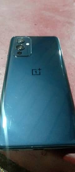 One plus 9 12/256  price final not negotiable(03101152601)