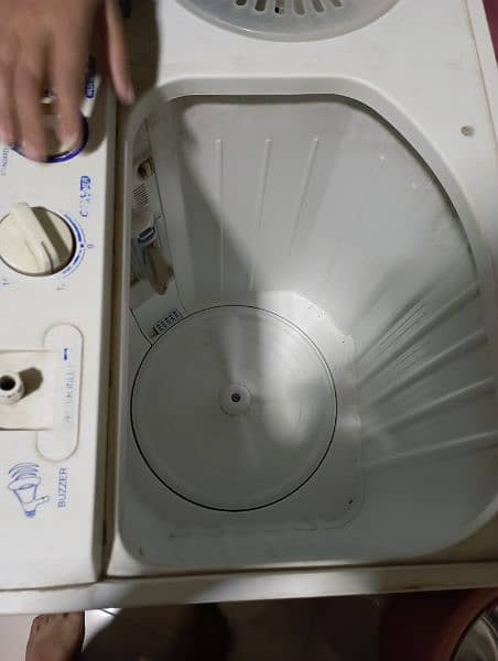 Haeir Washing machine 2