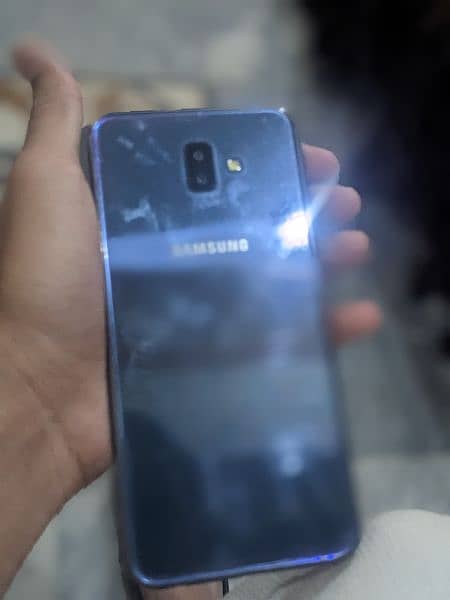 Samsung J6+ Dual sim . 4-64gb. blue colr . Phone in working . No fault 1