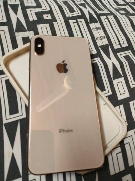 iphone Xs max 256gb pta approved 4