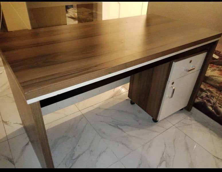 urgent sale new table office use 2