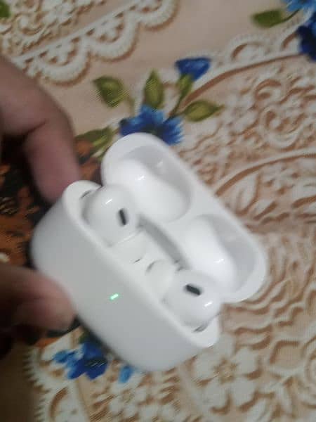 airpods pro 10/9 (exchange possible) 4