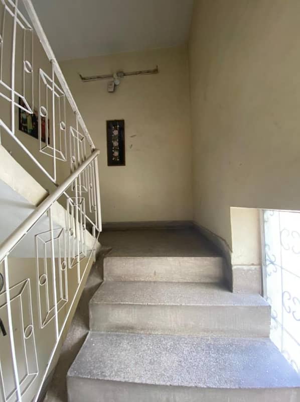 1 kanal upper portion for rent in main Cantt 6