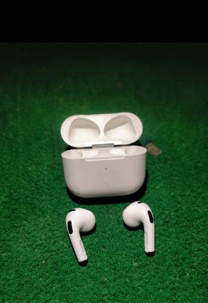 Apple AirPods (3rd generation 1