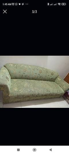 used sofa set 2/2/3 total 7 seater sofa in good price and  condition