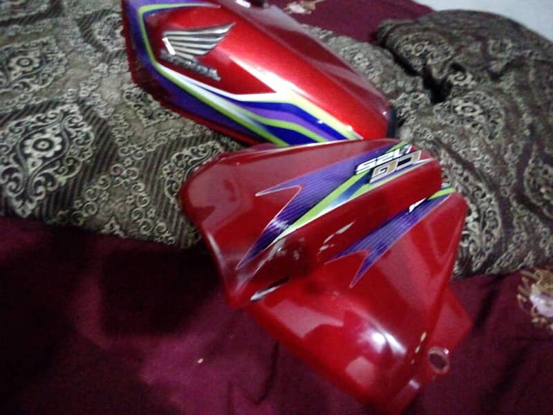 Salam to all  guys 125 orgnl fuel tank set for sale 2