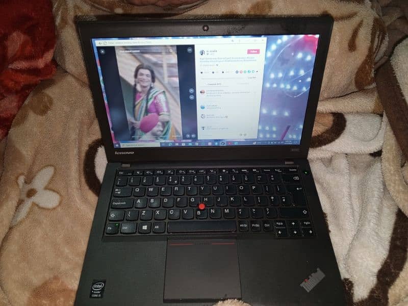 Thinkpad Lenovo laptop in good condition 1