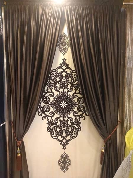 2 curtains 4.5wirth 8length 1motif sakreen any colour available 0
