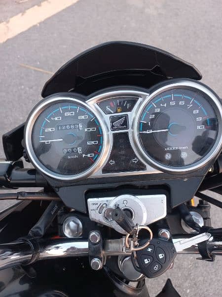 Honda cb 150f bike for sale 2022 model with mint condition 12