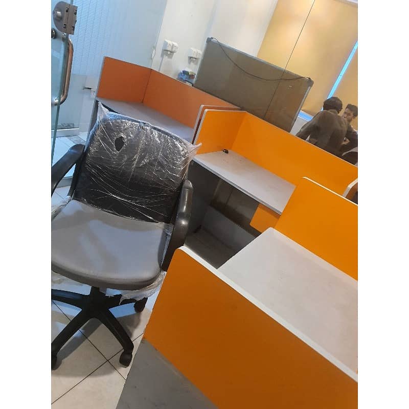 48 PERSON SETTING VIP FULL FURNISHED OFFICE FOR RENT 24& 7 TIME 18