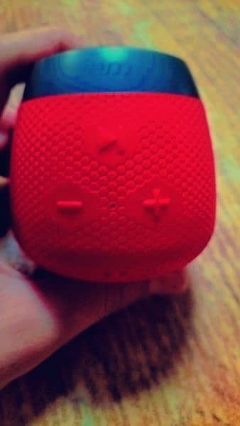 Jam replay charging Bluetooth speaker 4