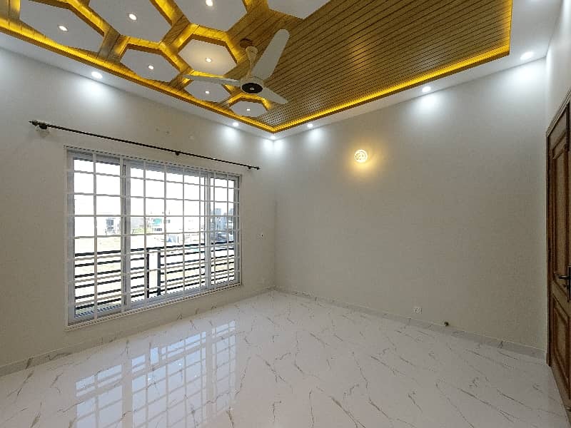 Unoccupied On Excellent Location House Of 10 Marla Is Available For Sale In Bahria Town Rawalpindi 26