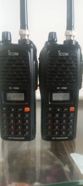 Walkei Talkei Icom made in Japan/Motorola GP2000 made in Malaysia 10