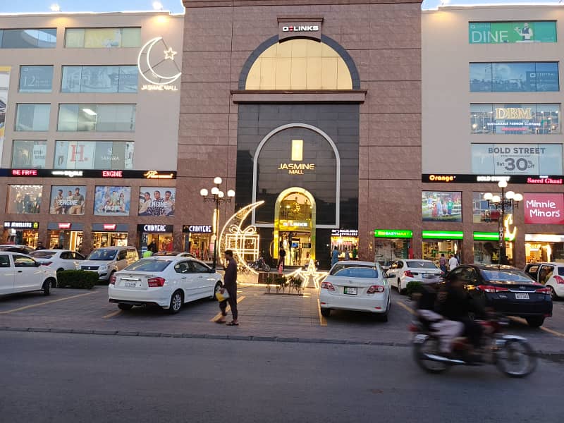 200 sqft Shops For Sale In Food Court Jasmine Mall 8
