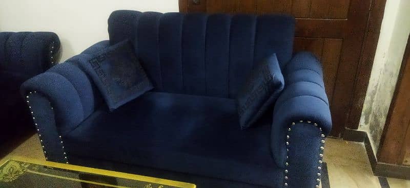 7 seater velvet sofa set with table 1