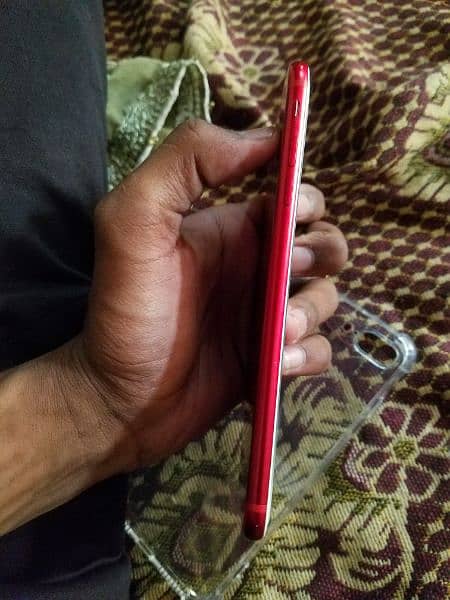 i phone 7 plus 128. gb pta approved. exchnge avvailable 4