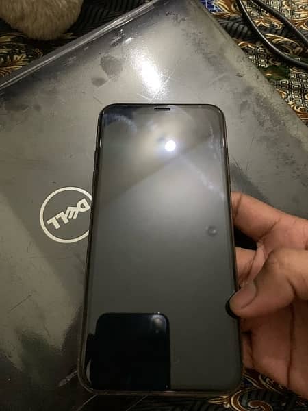 I phone 11 pro Max 64Gb Non PTA Golden 2