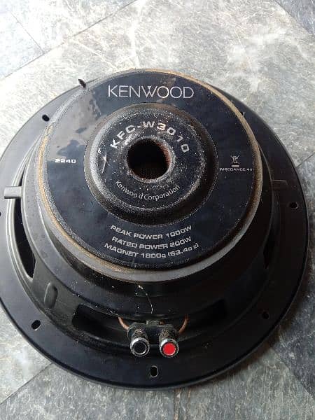 Suzuki Wagner ki tape Or woofer bass hai 12 inch size hai 1