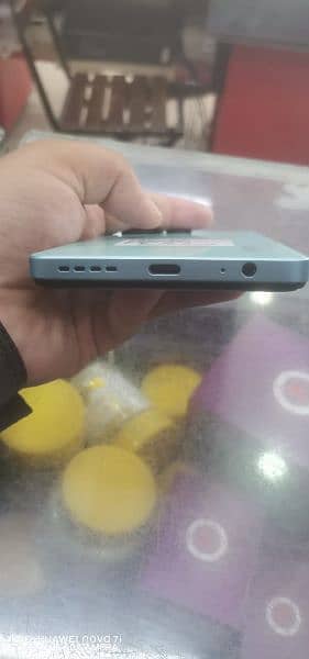 Infinix Hot 30 8 128gb 10 by 10 mobile withbox charger exange possibly 3