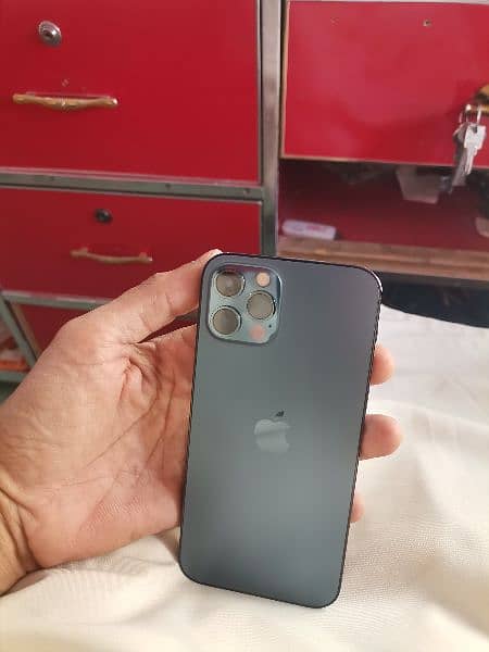 iPhone 12 pro 512 GB 10 by 10 condition 3