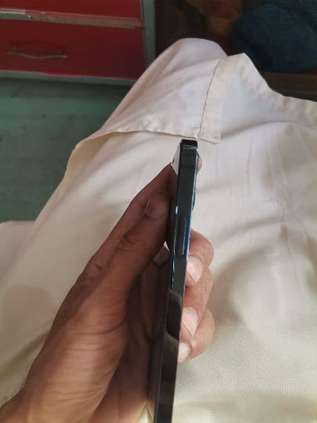 iPhone 12 pro 512 GB 10 by 10 condition 5