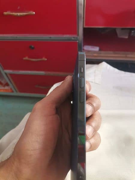 iPhone 12 pro 512 GB 10 by 10 condition 6