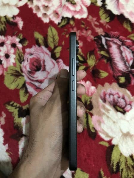 Redmi note 13 8+8/256 GB with complete box contact 03348872229 6