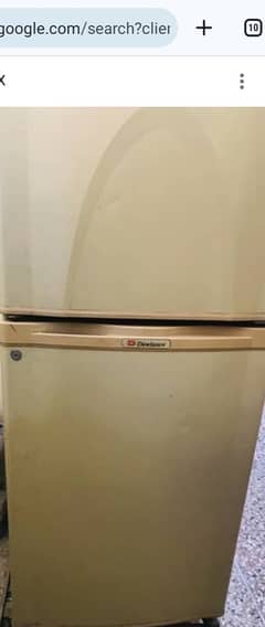 Old dawlance refrigerator 0