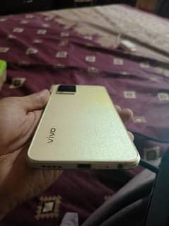 Vivo y33t for sale in lush condition