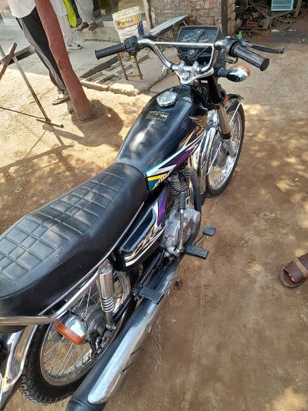 Honda 125 Urgent Sale. Need a money 5