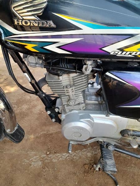 Honda 125 Urgent Sale. Need a money 10