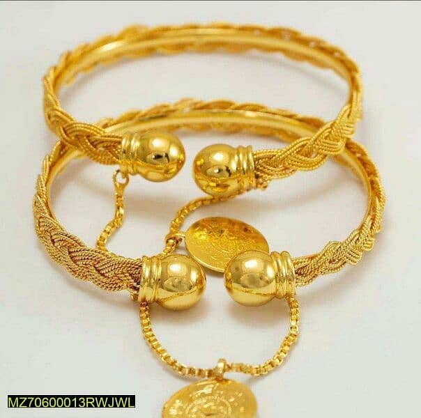 •  Material: Alloy
•  Plating: Gold Plating
• 0