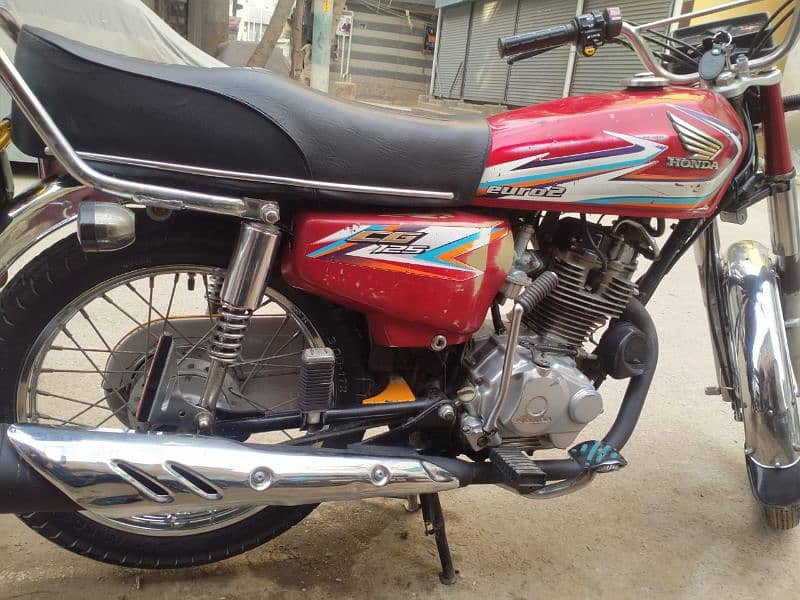 Honda cg 125 2015 Multan number hai 0