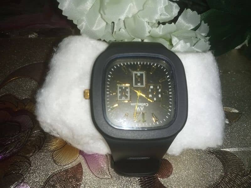 New Beautiful Black AW Collection Hand Watch 4