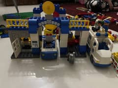 LEGO DUPLO Police Station 0