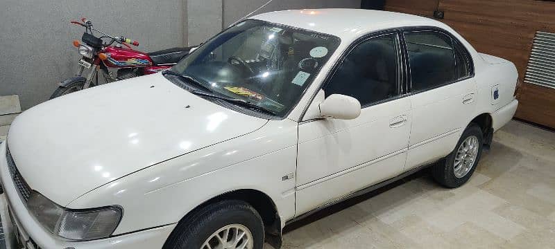 Toyota 2. D 2001 model white colour urgent sale 6