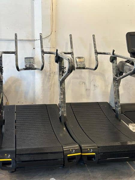 Treadmills / Running Machine / Elleptical / cycles 7