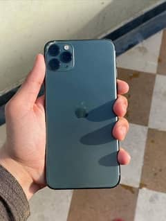 I am selling my jv Iphone 11 pro max in very good condition
