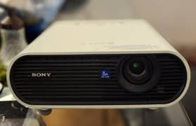 Sony Projector Almost Brand New 0