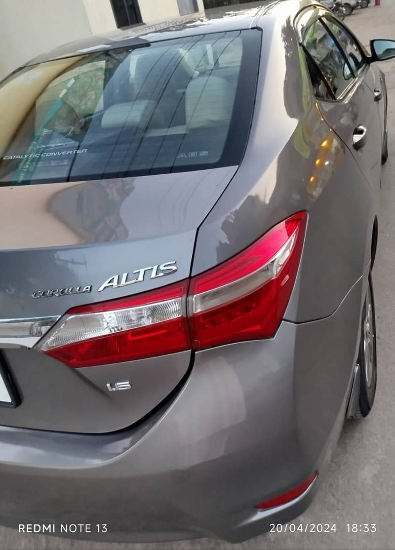 Toyota Altis 1.6 2016 11