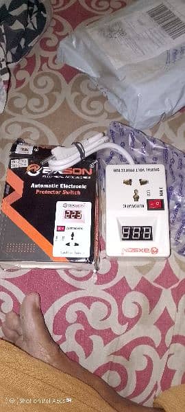 1"axson"Auto Elect"Protector Switch & 0ne 3in1 Vacuum cleaner. 2