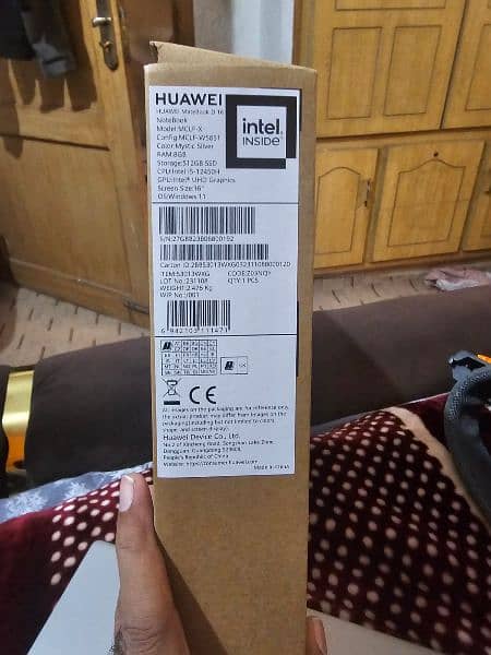 Huawei matebook D16 4