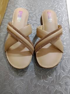 Slippers/Ladies slippers /Footwear/Softy slippers/Girls slippers sale