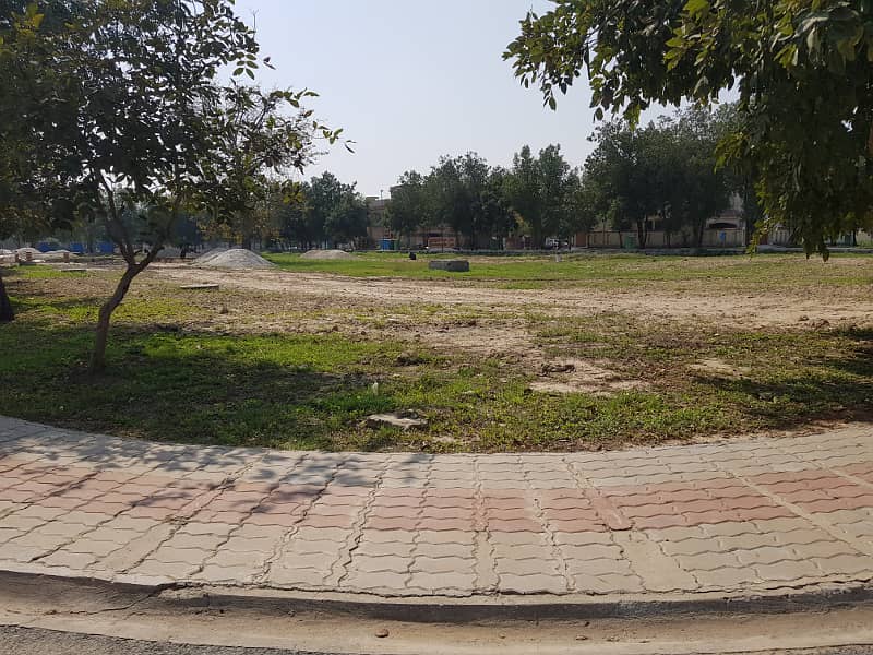 10 Marla Residential Plot for Sale In Quaid Block Bahria Town Lahore 1