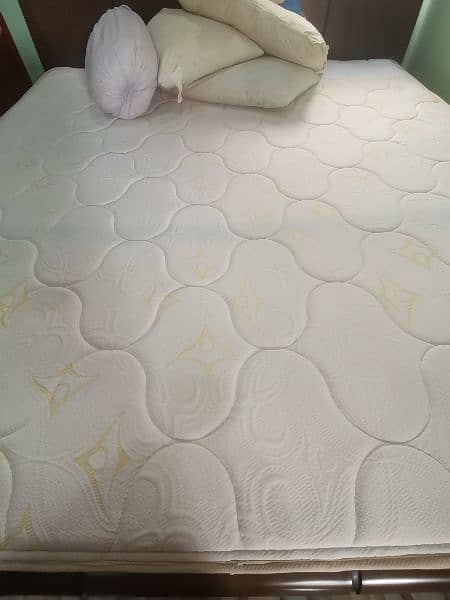 master molty foam spring mattress 6 by 6.5 feet king mattress 1