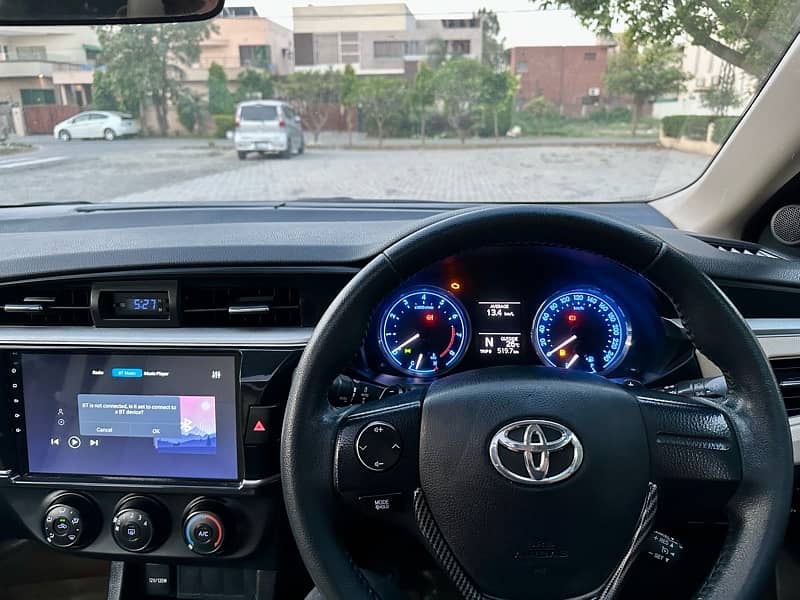 Toyota Corolla Grande 2016 13