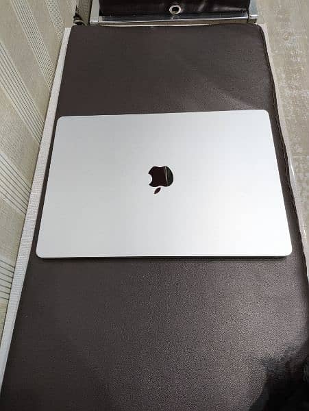 2015 to 2023 Apple MacBook Pro air all models available 2